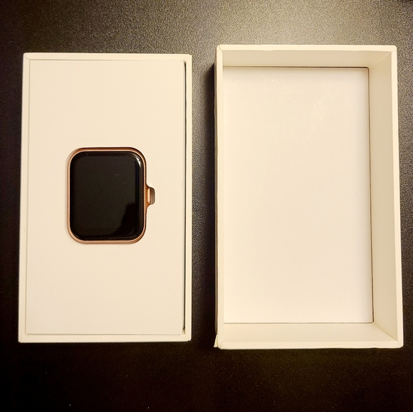 Rose Gold Health Smart Watch 3 by Spade & Co Pink iOS Android - Picture 2 of 12